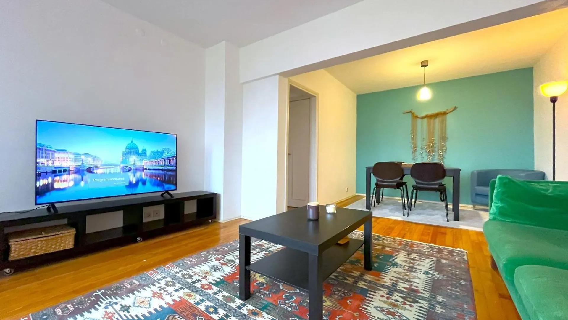 Cozy Flat Next To Akmerkez In Etiler Istanbul